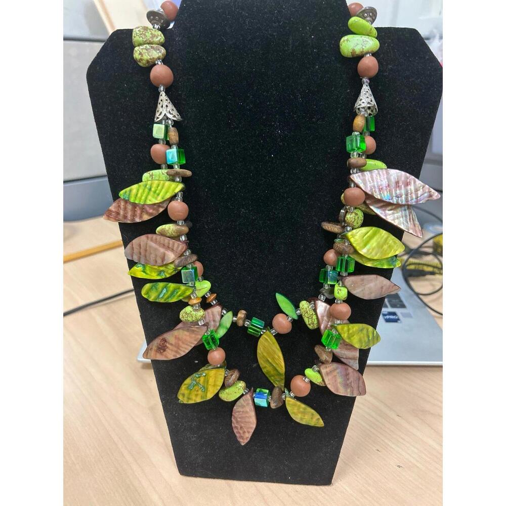 Boutique Designer Shell Statement Necklace - image 2